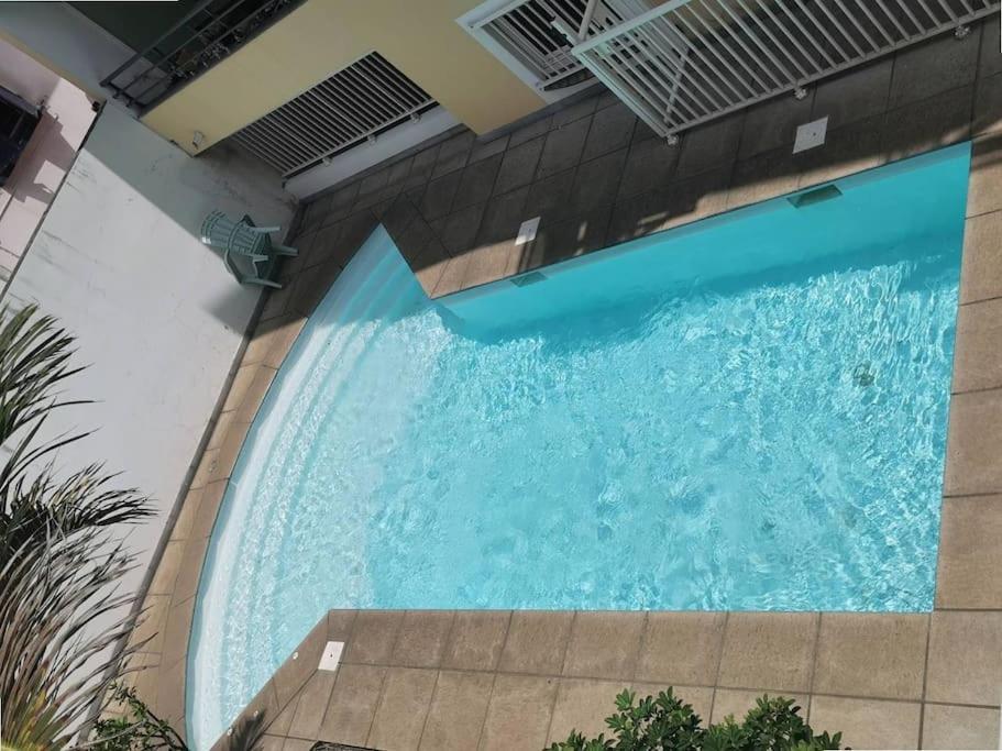 Jade - Appt 2 Chb - 4 Personnes - A 200 M Du Lagon De Saint-Pierre - Residence Avec Belle Piscine Et Parking Prive - Sur Le Front De Mer Et A 2 Pas Du Centre-Ville De St-Pierre Экстерьер фото